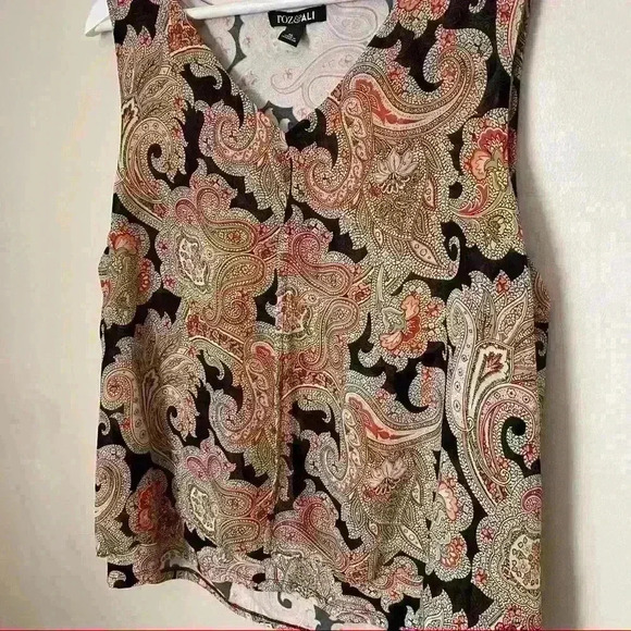 Roz & Ali Blouse Sleeveless Paisley Print Business Casual - Picture 3 of 8